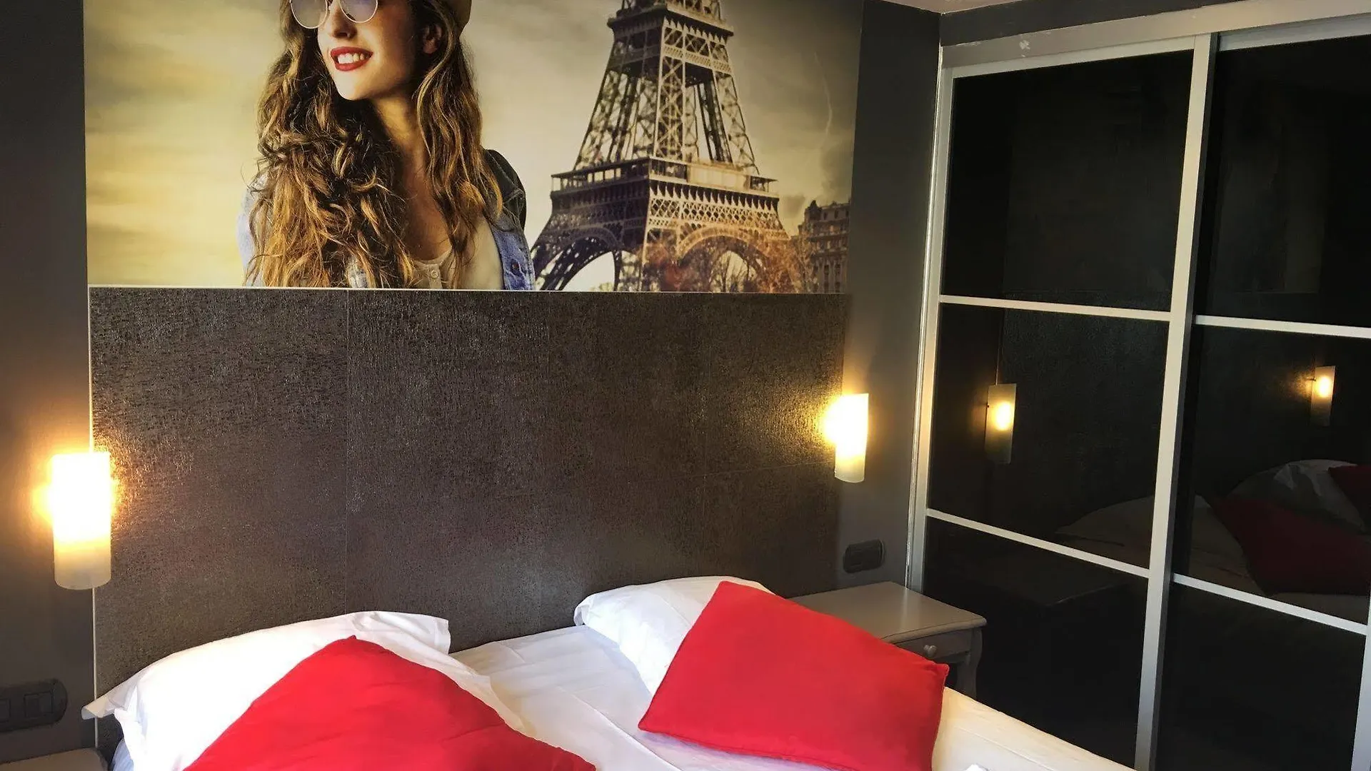 Hotel The Element 3*