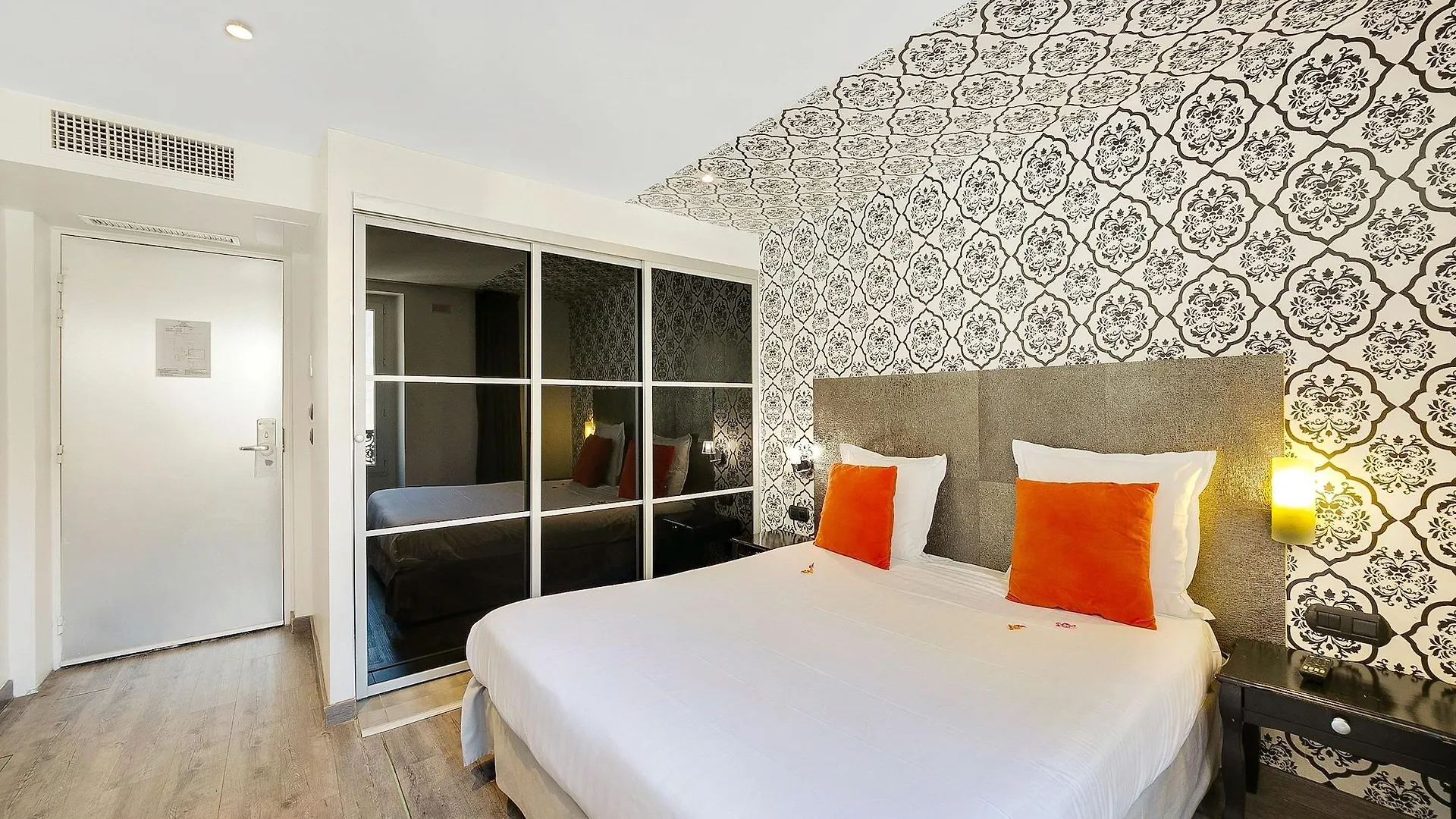 The Element Hotel Paris